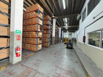 137084 - Avenida balboa - warehouses