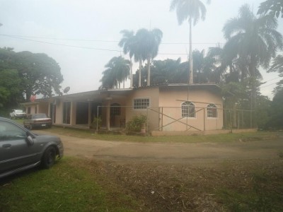 13723 - Ancon - houses