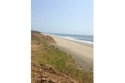 Se vende lote titulado frente a playa en  playa oria, pedasi, panama -...