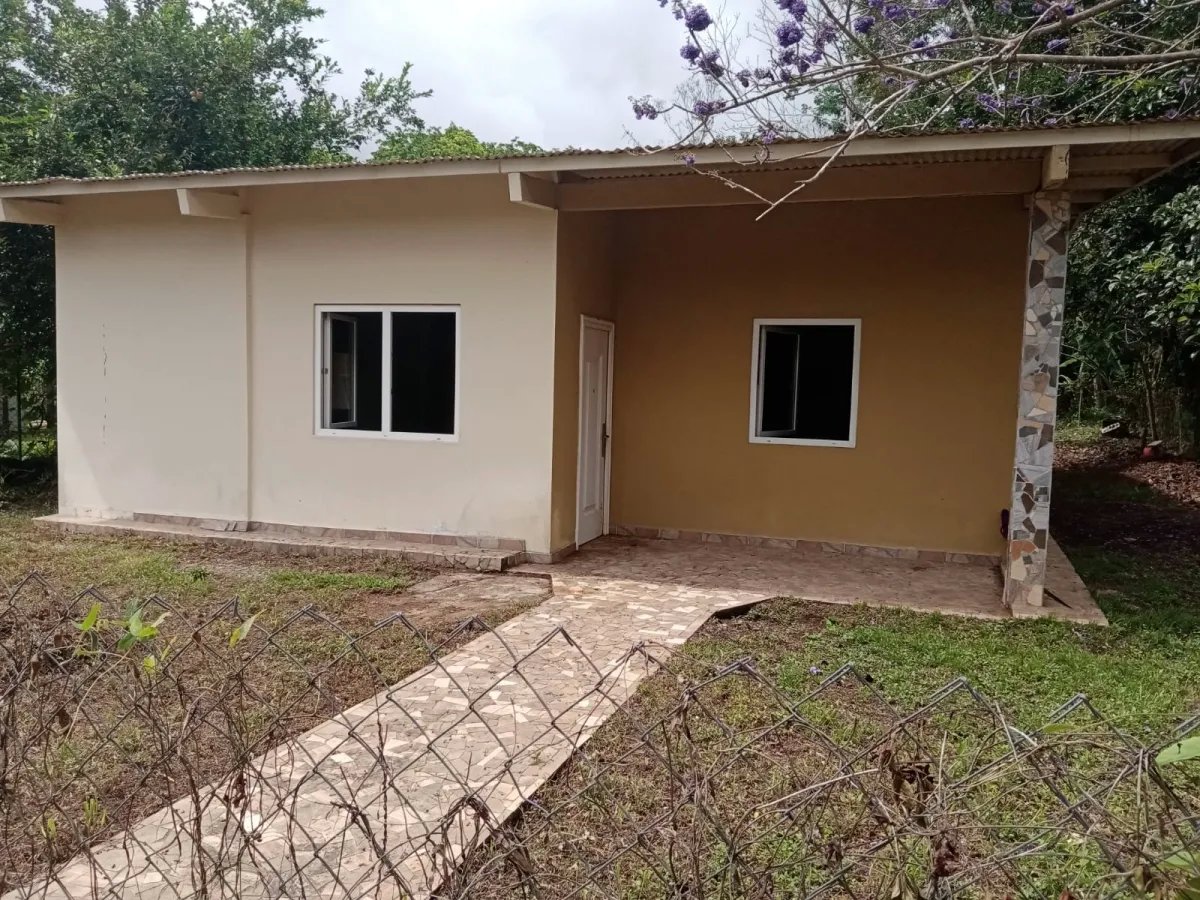 Nueva casa cerca de la playa en las lajas chiriquí