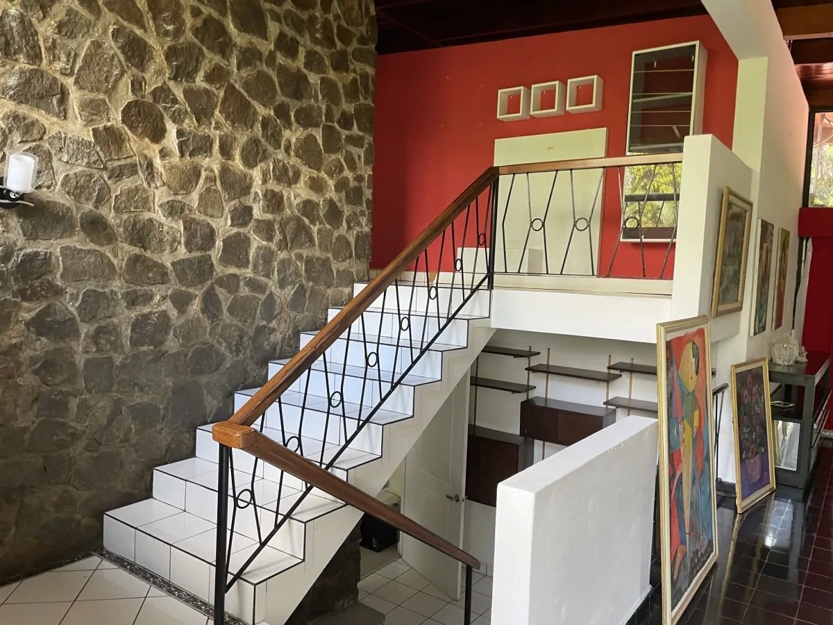 Casa clásica de mid-century en la mejor zona residencial de david