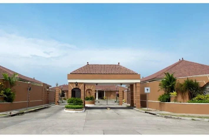 Casa en venta en sunset coast, costa sur