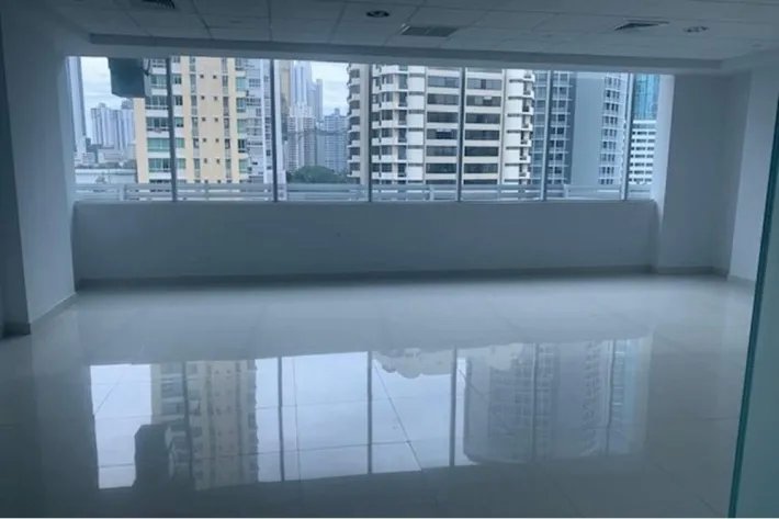 Alquiler de oficina en vía brasil, ciudad de panamá