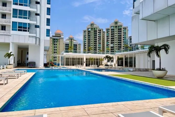 Venta de apartamento en costa del este - ph top towers