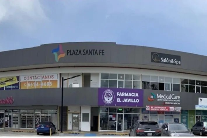 Venta de local comercial en plaza santa fe, la siesta, tocumen