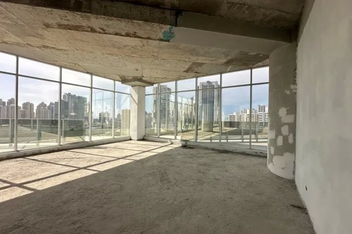 Se vende oficina en calle 50, bella vista