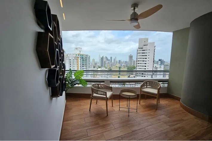 Apartamento en venta en el cangrejo, panamá