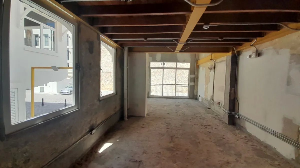 Alquiler de locales comerciales para restaurantes o bares en el callejón de soná, casco antiguo