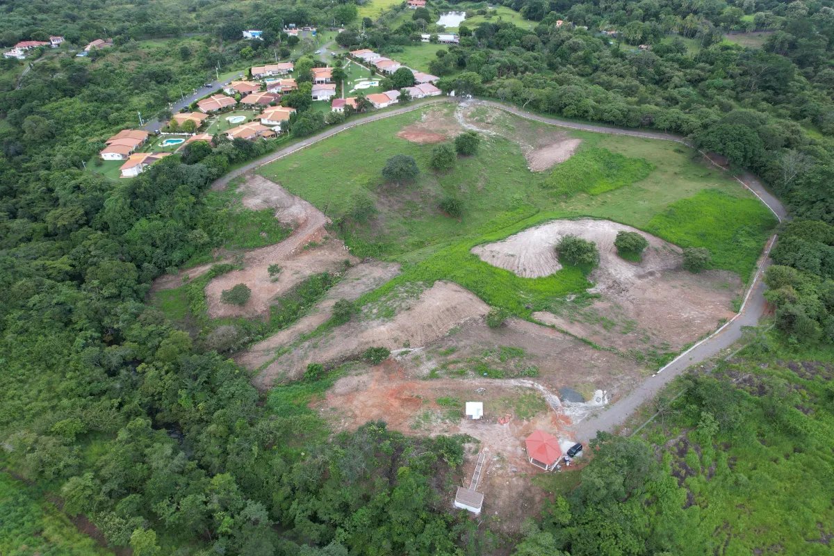 Se vende lote de terreno en las lajas, chame