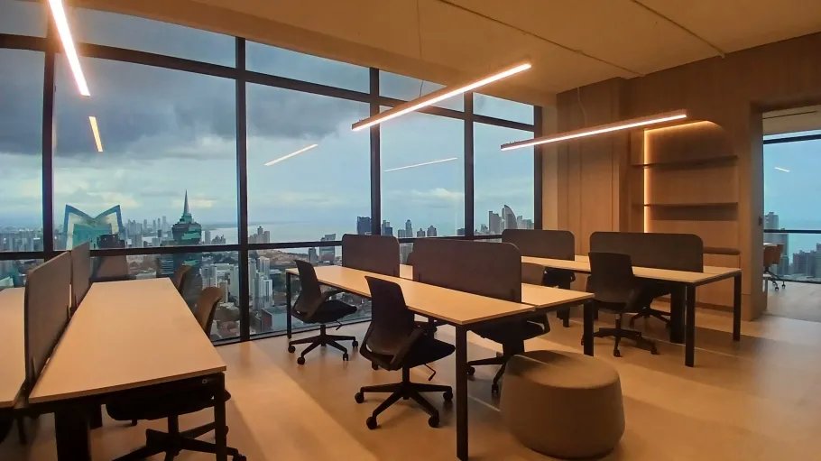 Alquiler de oficina amoblada   calle 50, ciudad de panamá