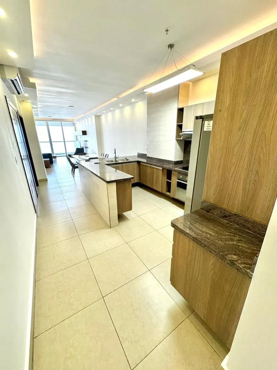 Venta de apatamento amoblado en ph rivage, ave. balboa