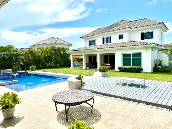 Casa en venta en bijao
