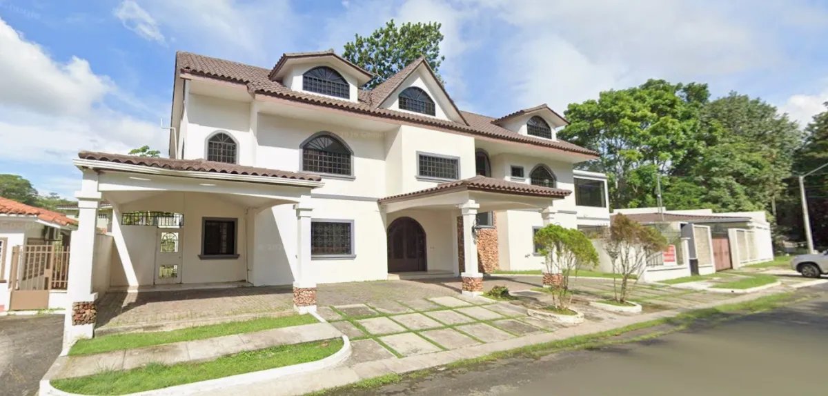 House for sale in allbrook, ancon
