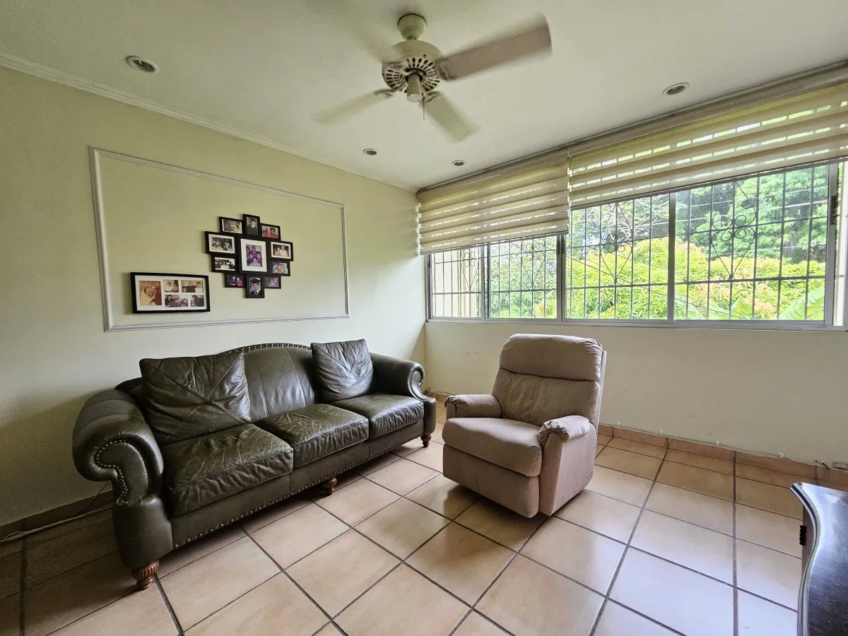 Venta de casa con terreno - en el carmen por debajo del avaluo