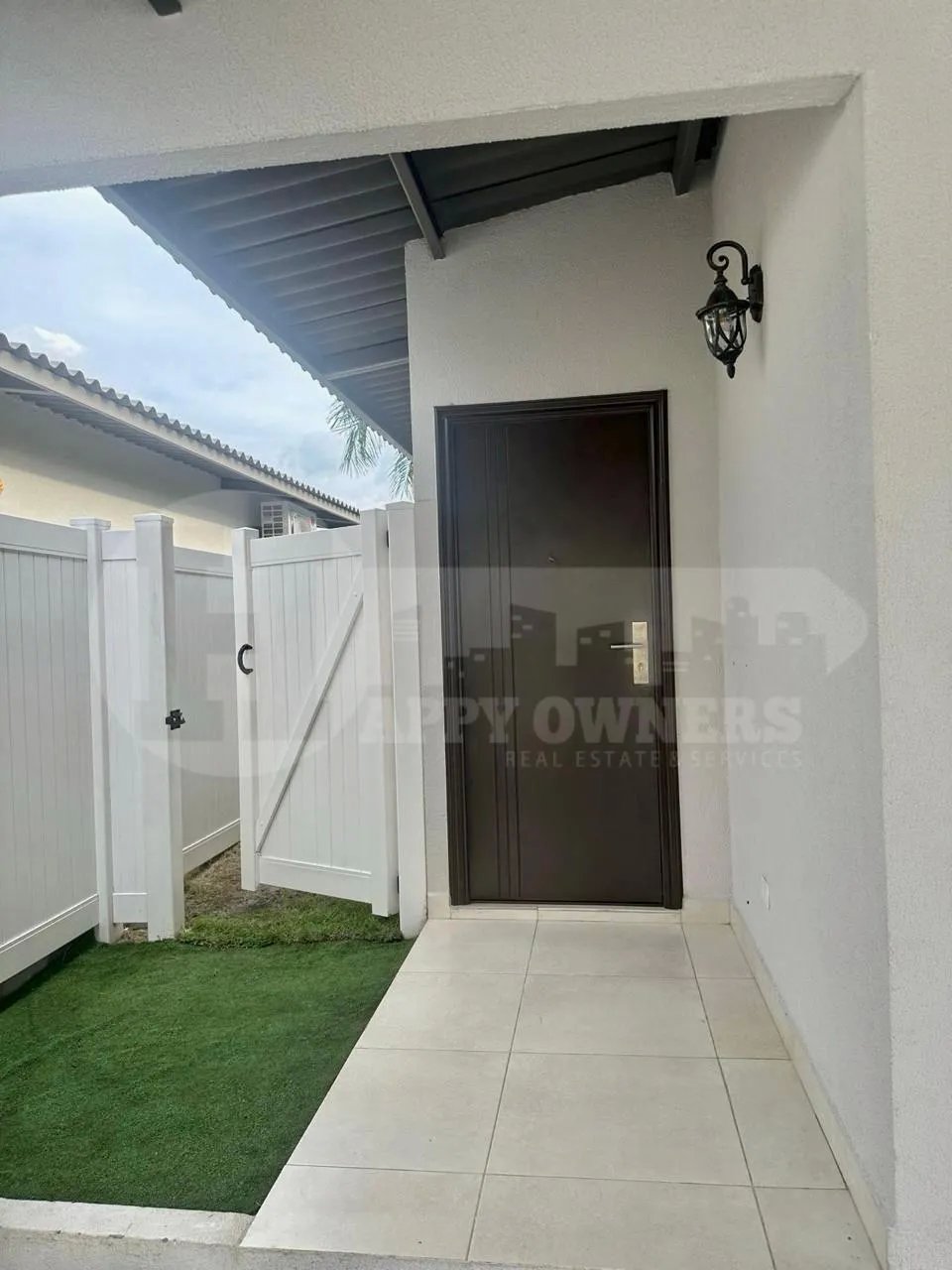 Alquiler de casa en villa sur residence, costa sur