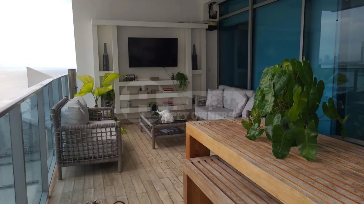 Venta/alquiler de apartamento en ph grand tower, punta pacífica