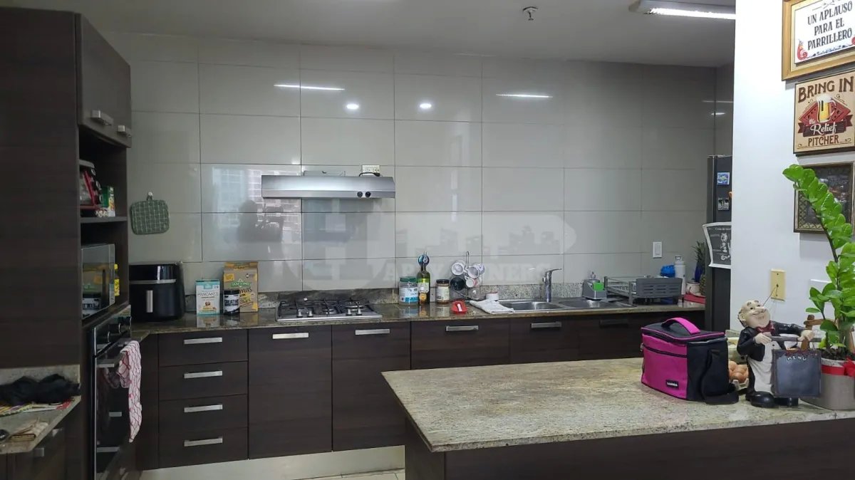 Venta/alquiler de apartamento en ph grand tower, punta pacífica