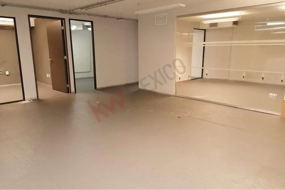 Oficina en renta en el  edificio corporativo