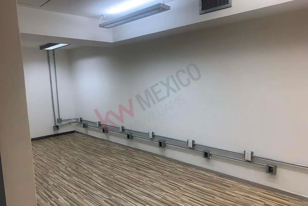 Oficina en renta en el  edificio corporativo