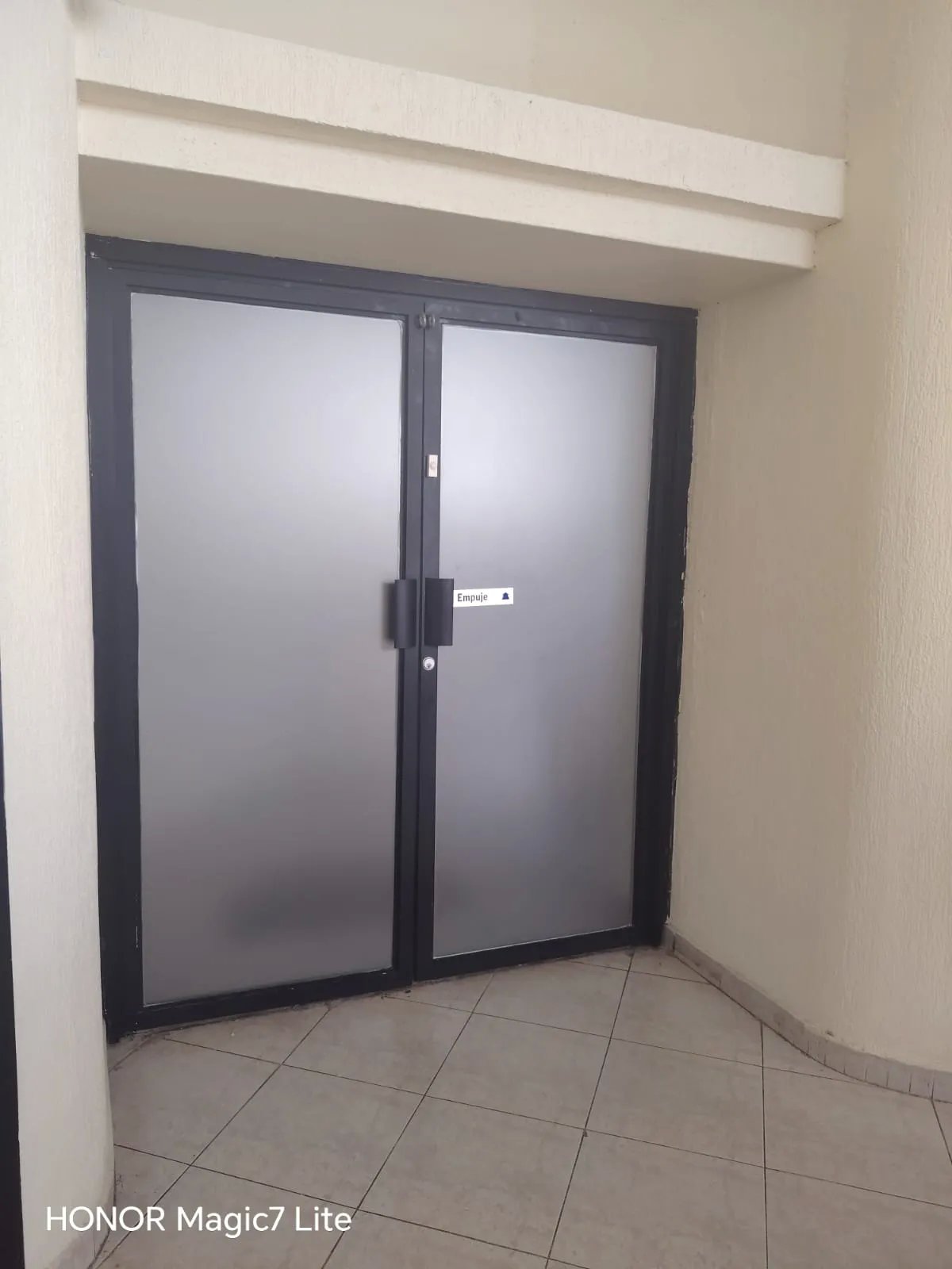 Alquiler de oficina en edificio beta continental, obarrio