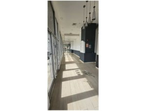 139693 - Brisas del golf - commercials - ph alpes