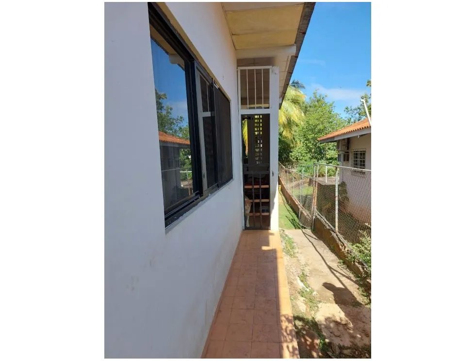 Se vende casa en cantarrana, a pasos de hotel guayacanes