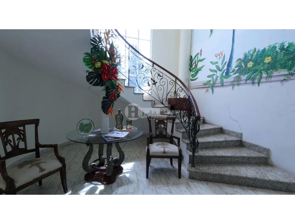 Venta de casa de playa en coronado, club de golf.