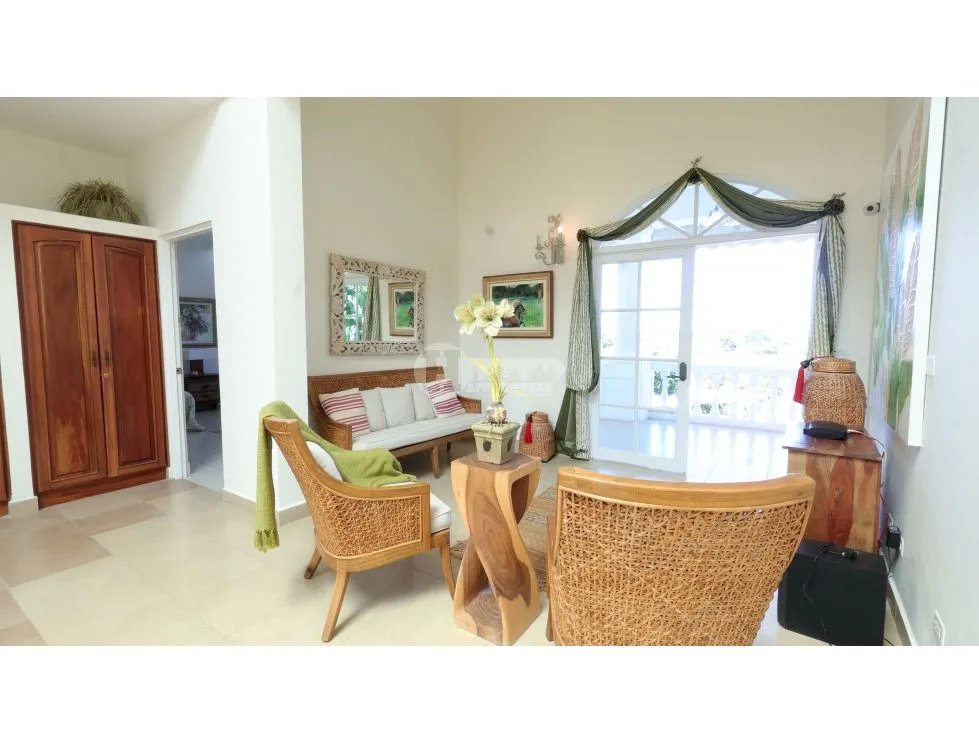 Venta de casa de playa en coronado, club de golf.