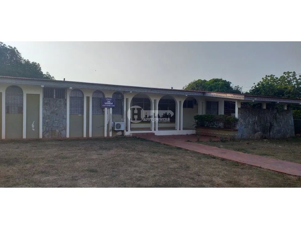Se vende casa en el vigía de chitré herrera