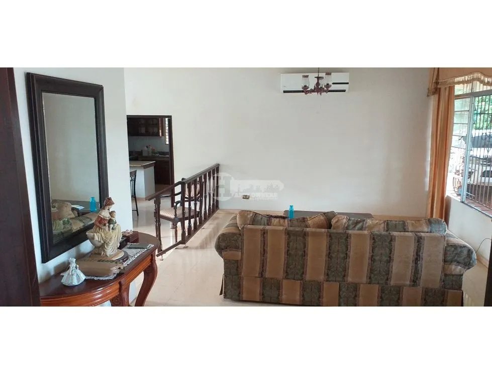 Se vende casa en el vigía de chitré herrera