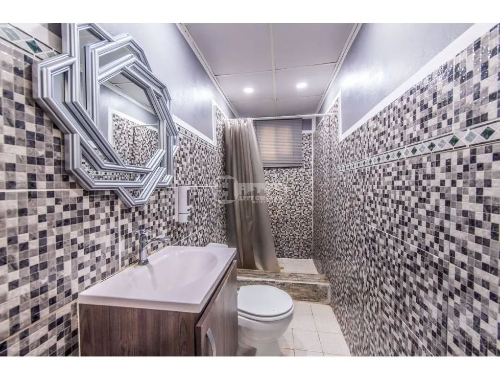 Se vende casa amueblada en las tablas.