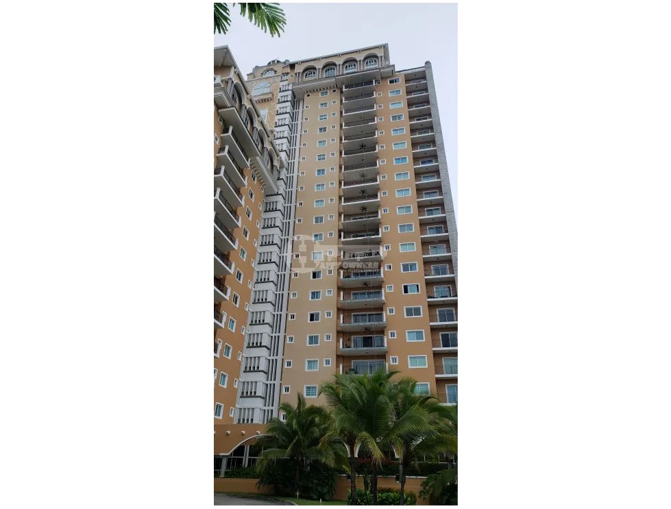 Venta de apartamento en ph alcazar coronado golf, nueva gorgona