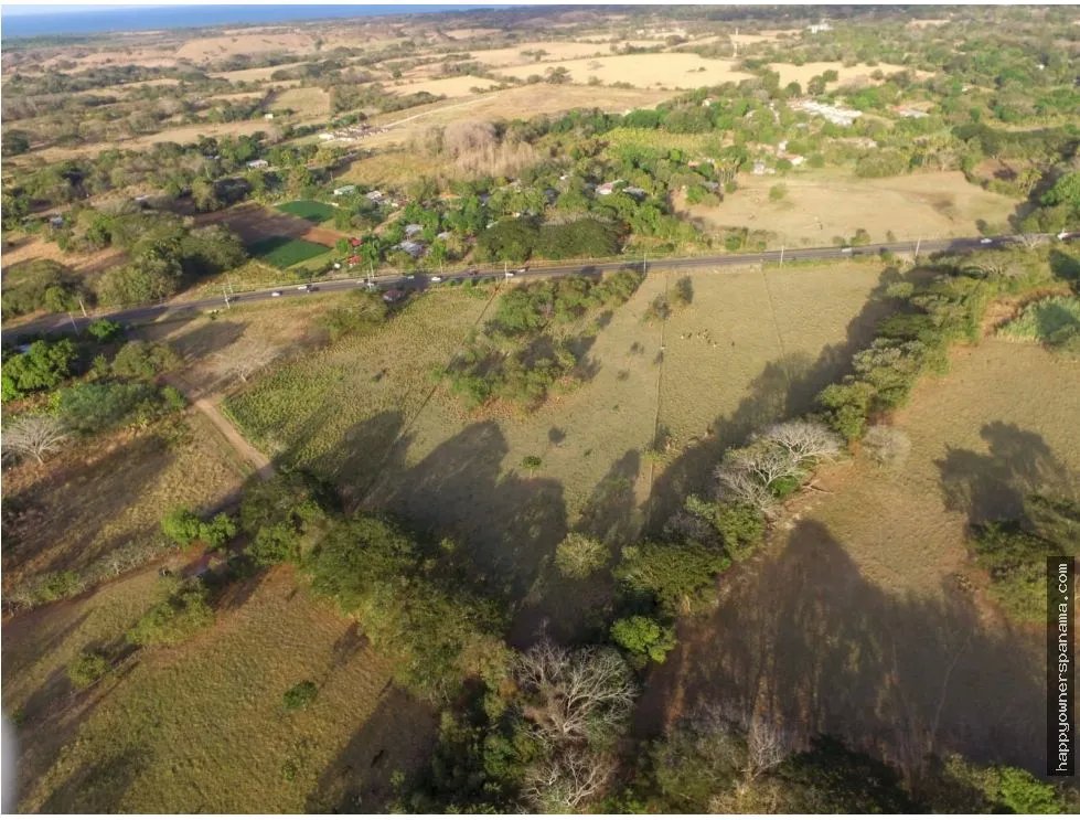 Venta de terreno frente a vía principal, guararé, los santos.
