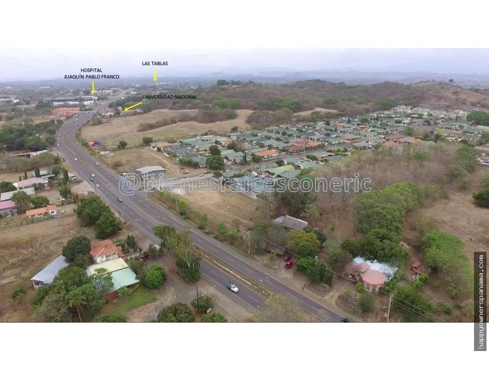 Venta de finca de 1.4 hectáreas en las tablas