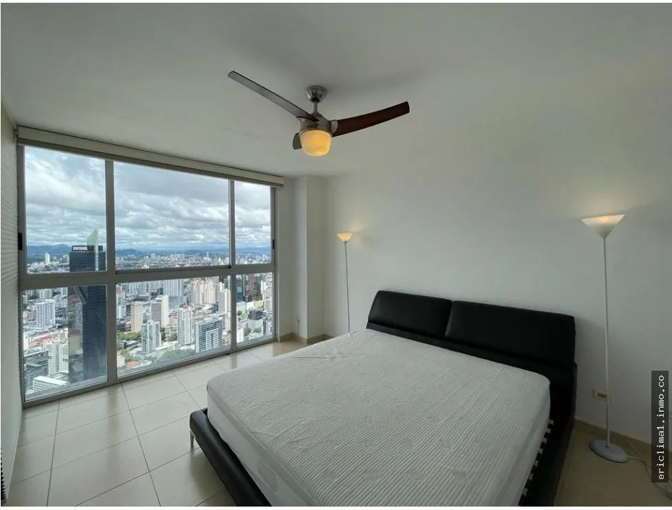 Venta apartamento en ph waters on the bay, avenida balboa.