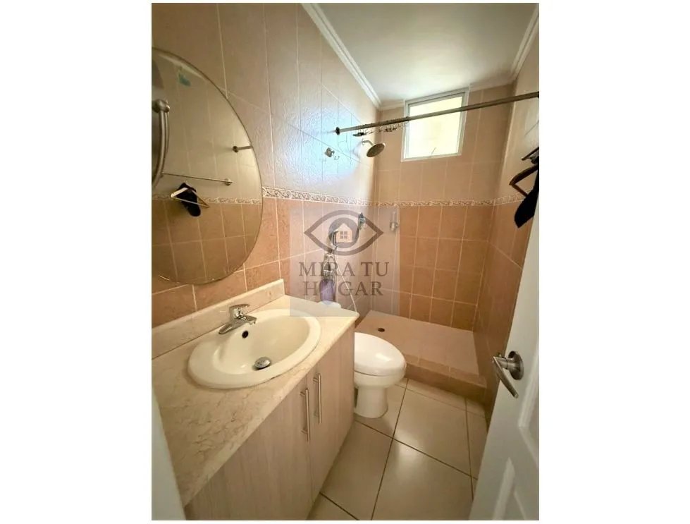 Se vende apartamento en punta pacifica san francisco.