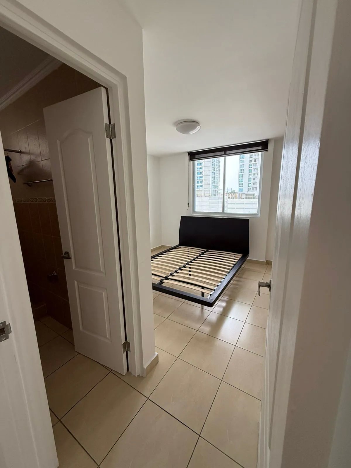 Se vende apartamento en punta pacifica san francisco.