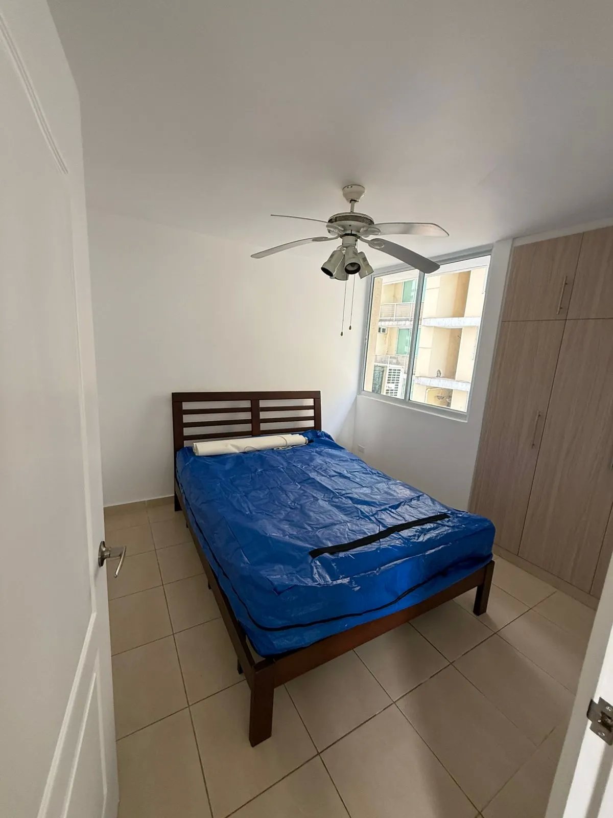 Se vende apartamento en punta pacifica san francisco.
