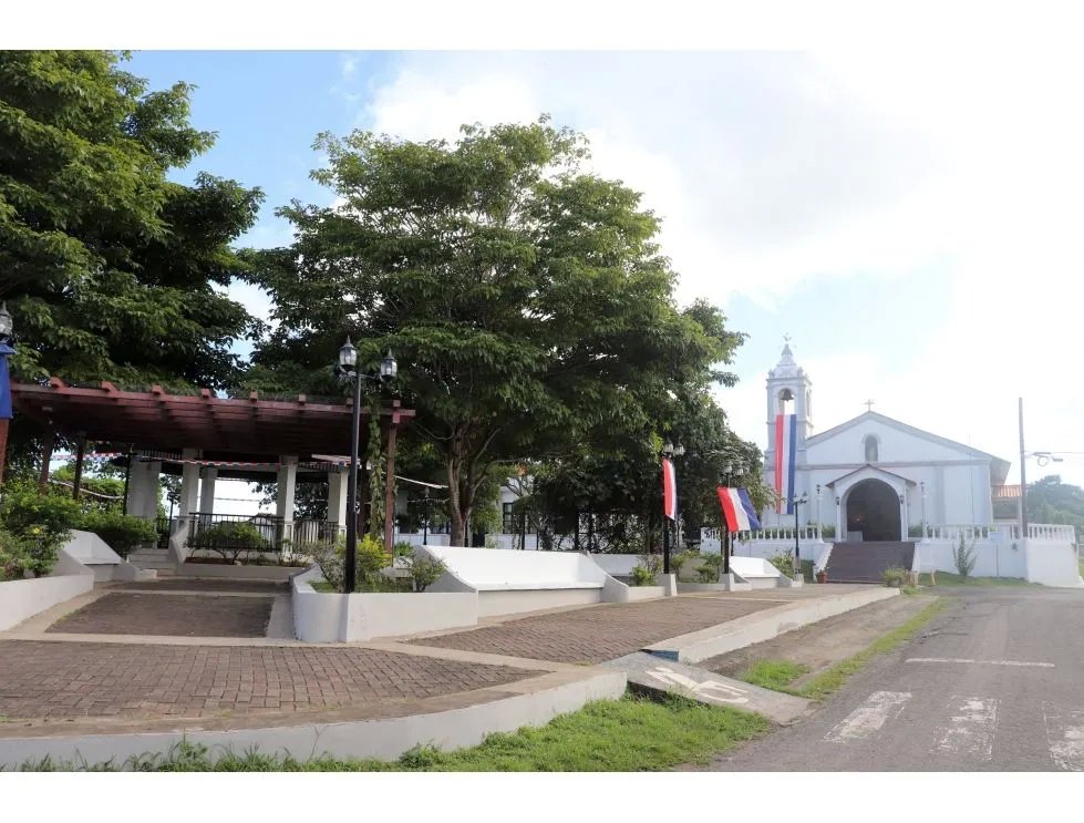 Venta de lote de playa  linda vista, pocrí
