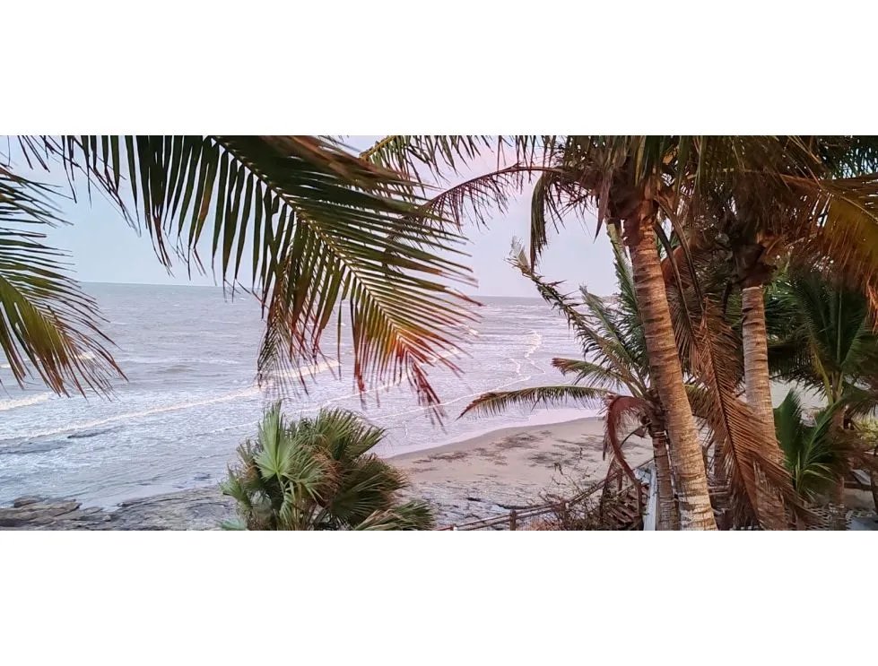 Venta de casa de playa en coco del mar, las tablas