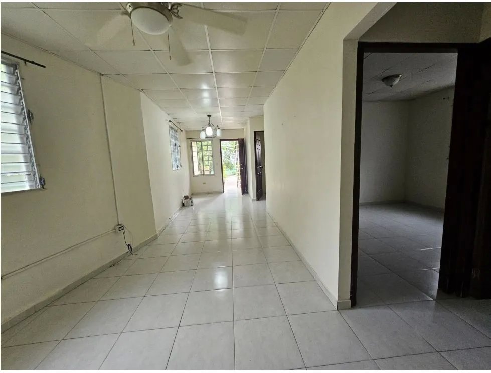 Venta de casa en residencial el mesón, chitré