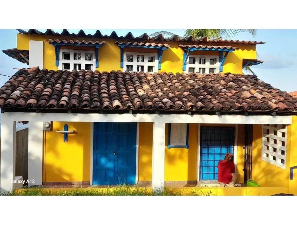 Alquiler casa frente al mar en playa el uverito  las tablas