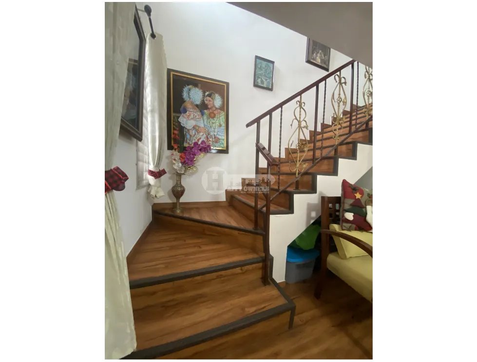 Se vende duplex en condado del rey