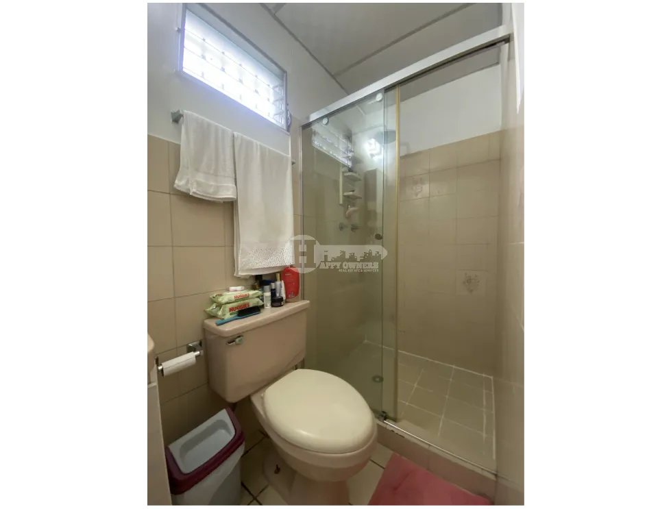 Se vende duplex en condado del rey