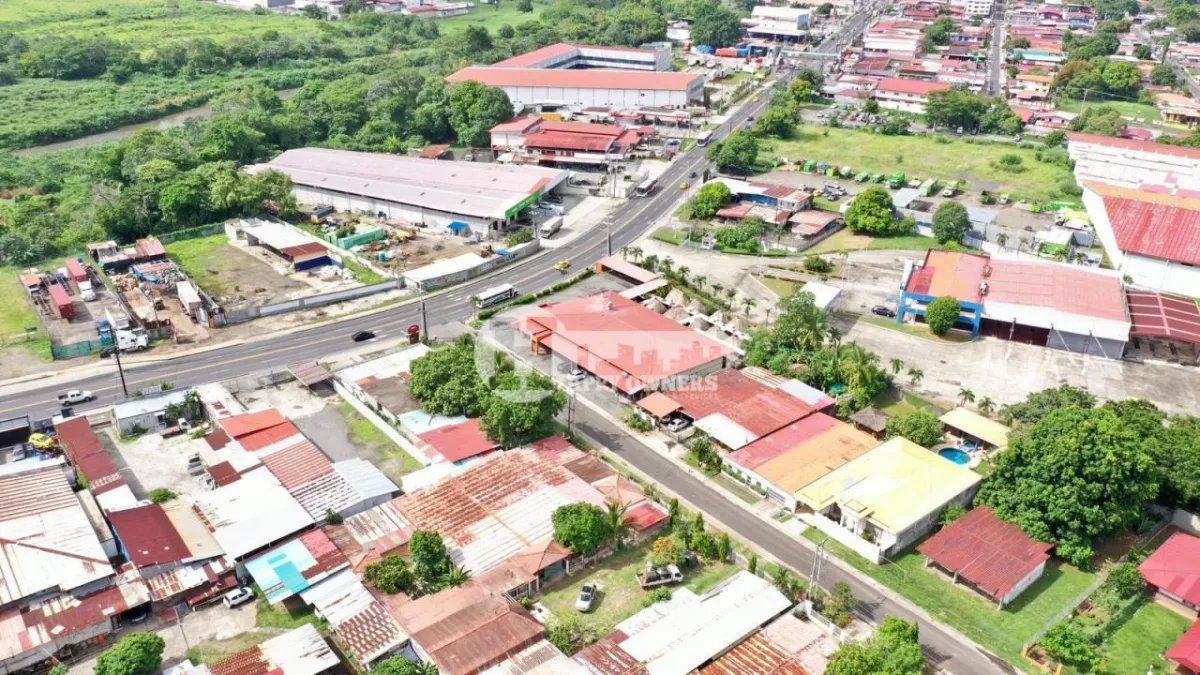 Venta de terreno comercial sobre la vía josé agustín arango