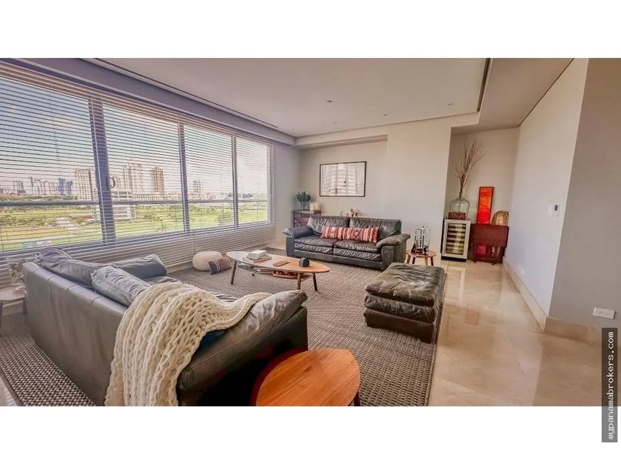 Se vende apartamento en crescent lane, santa maría