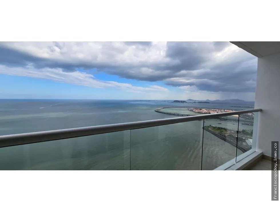 Apartamento en venta en avenida balboa