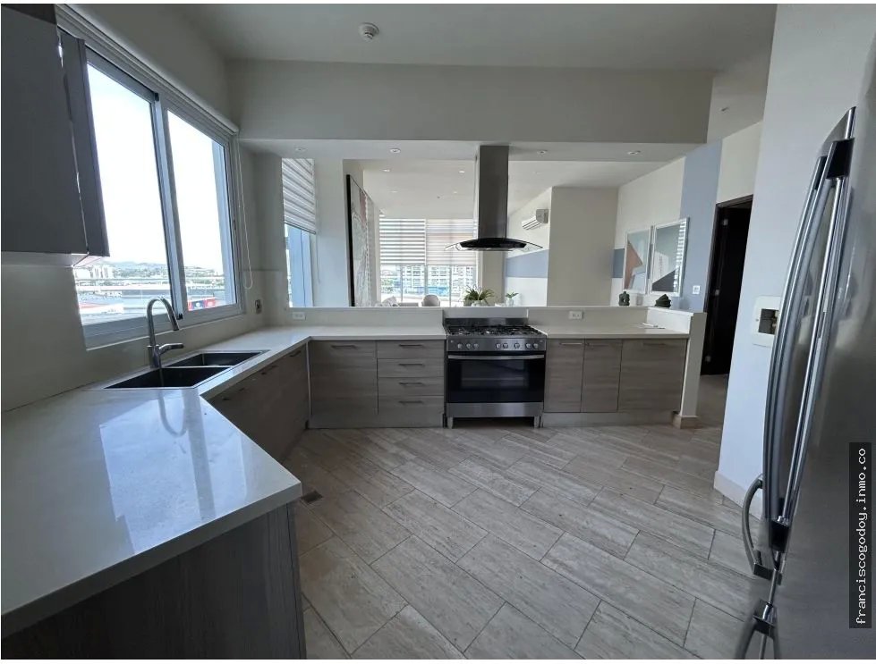 Venta de apartamento en costa del este