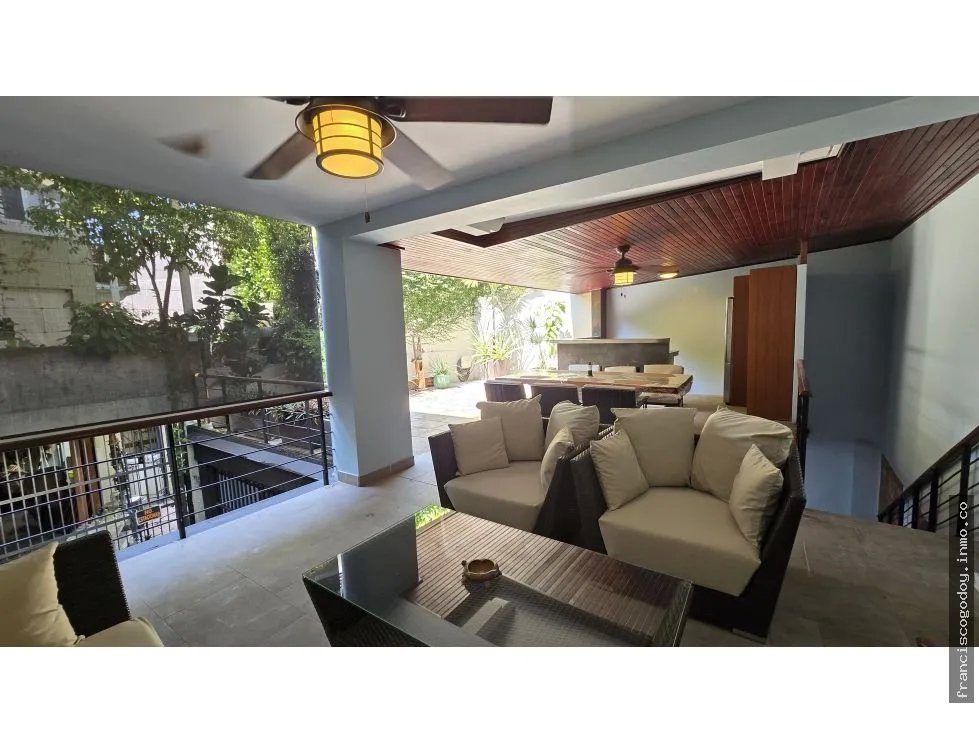 Venta de casa en casco viejo, san felipe  panamá