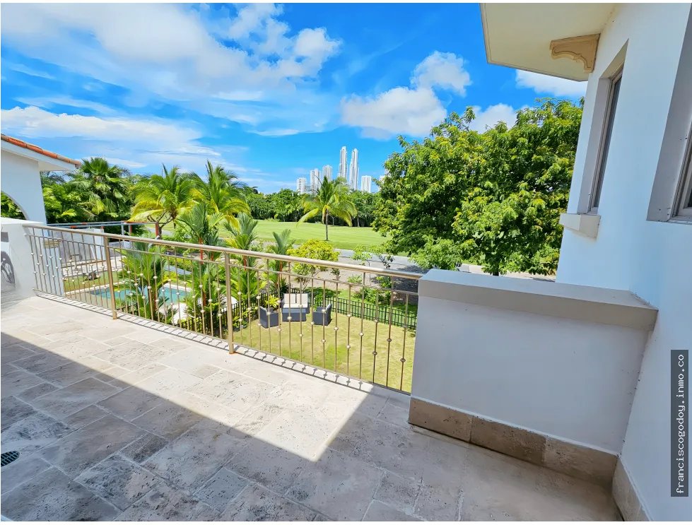 Se vende casa en santa maria